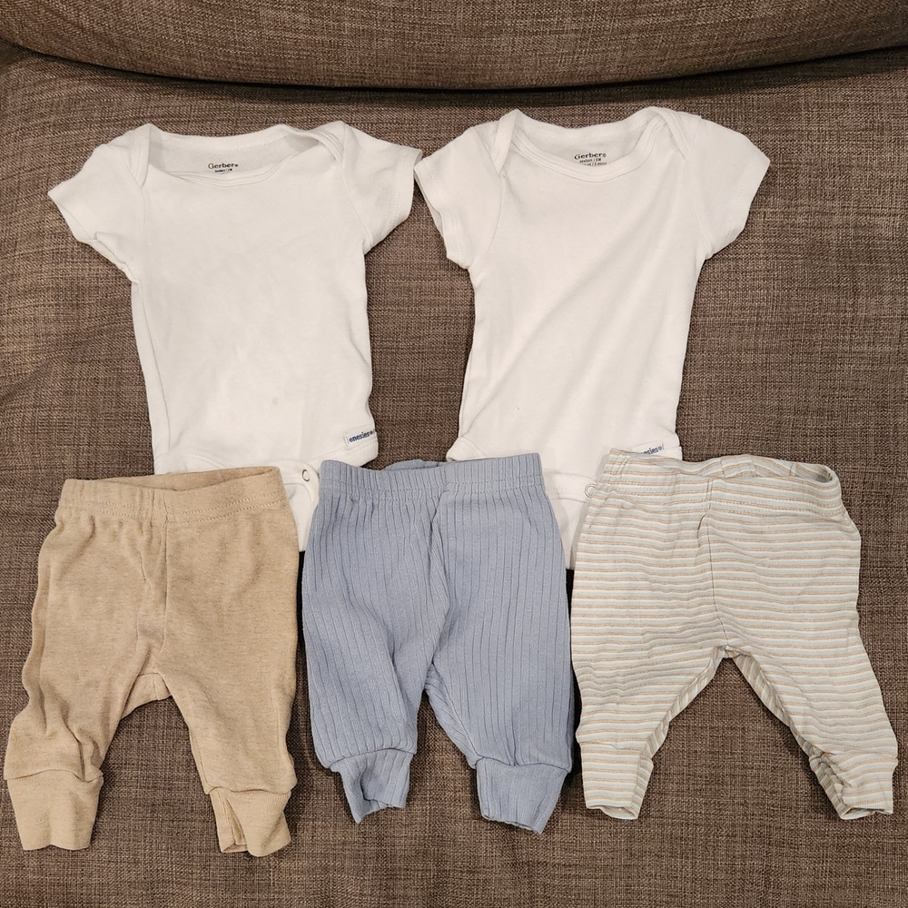 Newborn Baby Set (2 White Gerber Onesies and 3 Pairs of Colorful Carter's Pants)